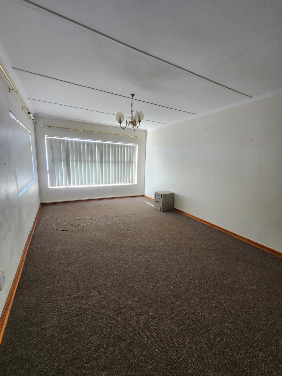 7 Bedroom Property for Sale in Hennenman Free State